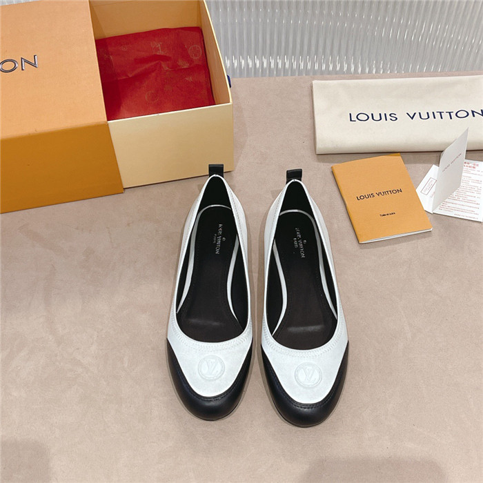 LOUIS VUITTON 루이비통 여성용 단화 L47071