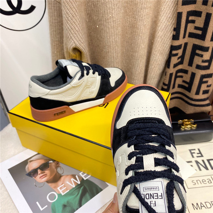 20250101214004/564829498f3f2fae2aaa264eef284671_1640075184_0576.jpg Array