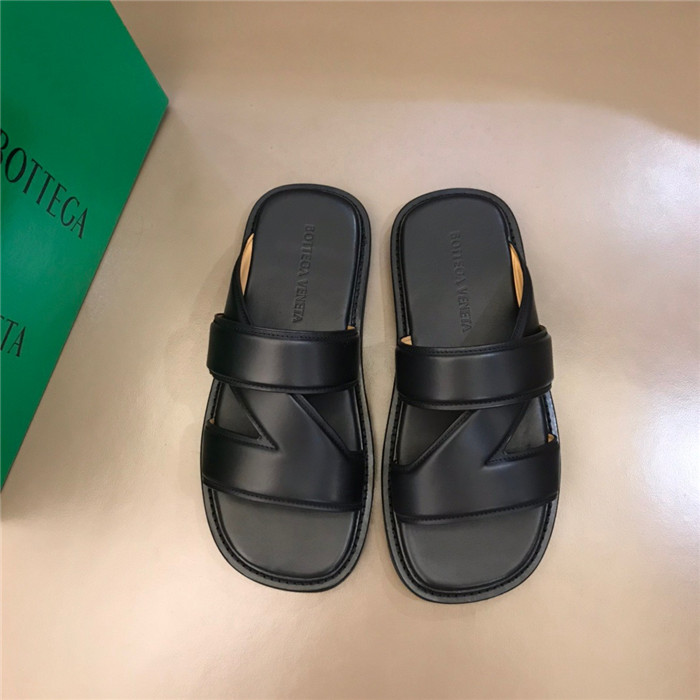 Bottega Veneta 보테가베네타 남성용 슬리퍼 BV80080-2