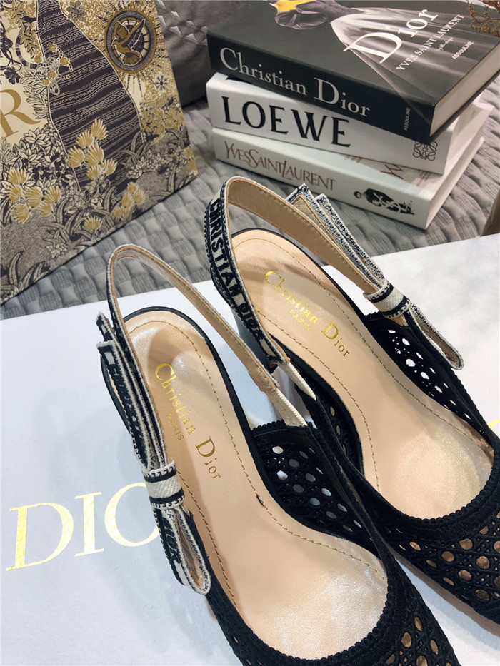 20250101214004/5fc4955214381ceb9a4d22d4d42e2e7e_1606491031_8777.jpg Array