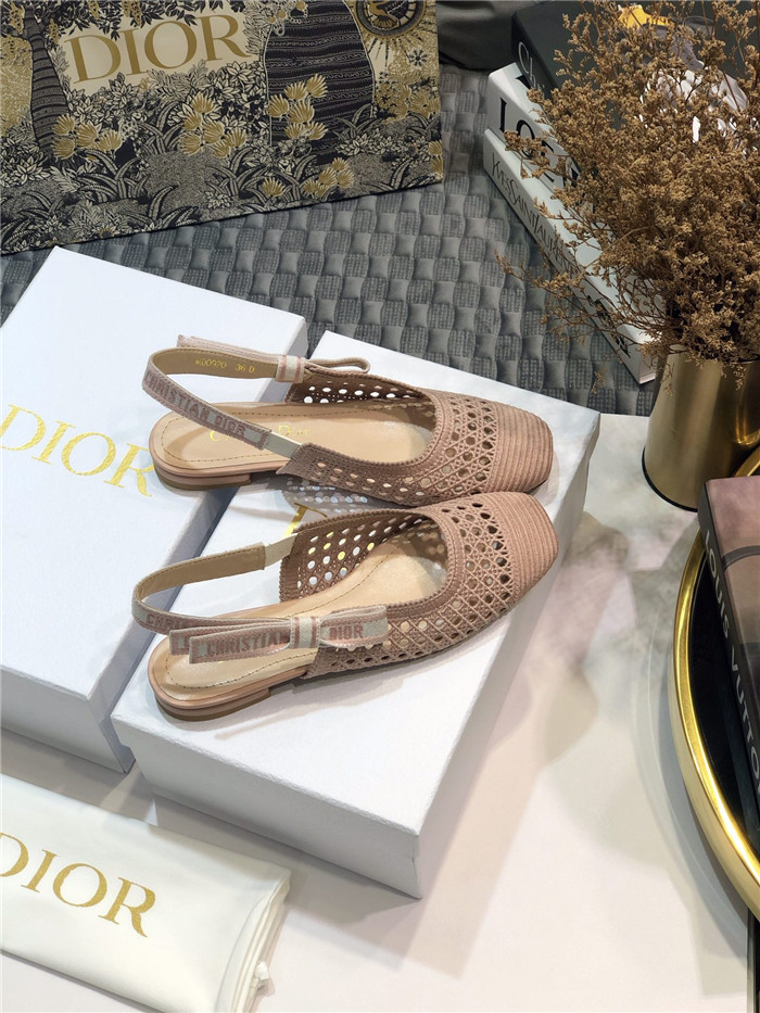 20250101214004/5fc4955214381ceb9a4d22d4d42e2e7e_1606491152_8689.jpg Array