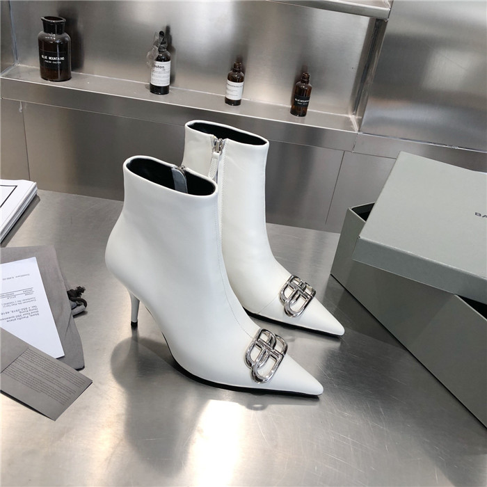 20250101214004/63b9d14c8cab6b16fd89cc24e88f3512_1605679884_9301.jpg Array