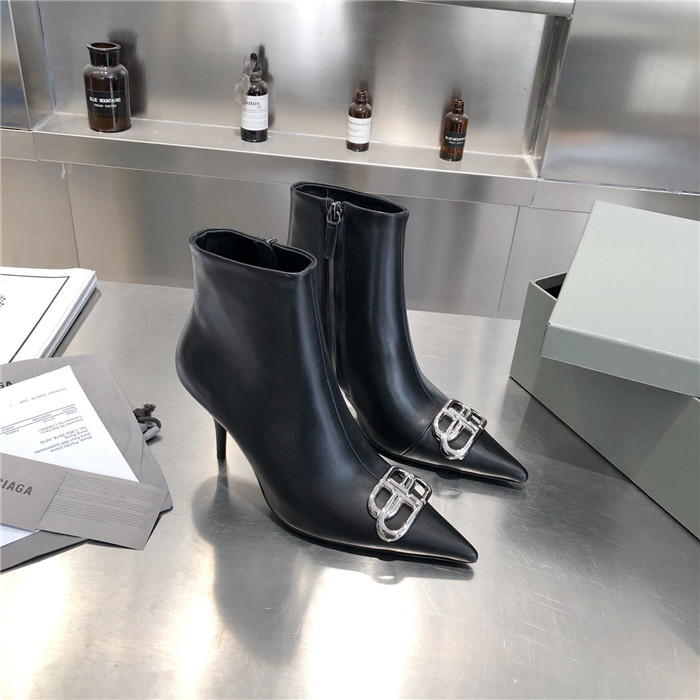 20250101214004/63b9d14c8cab6b16fd89cc24e88f3512_1605679899_3879.jpg Array