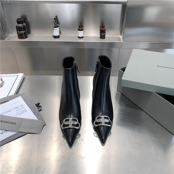 20250101214004/63b9d14c8cab6b16fd89cc24e88f3512_1605679900_7832.jpg Array