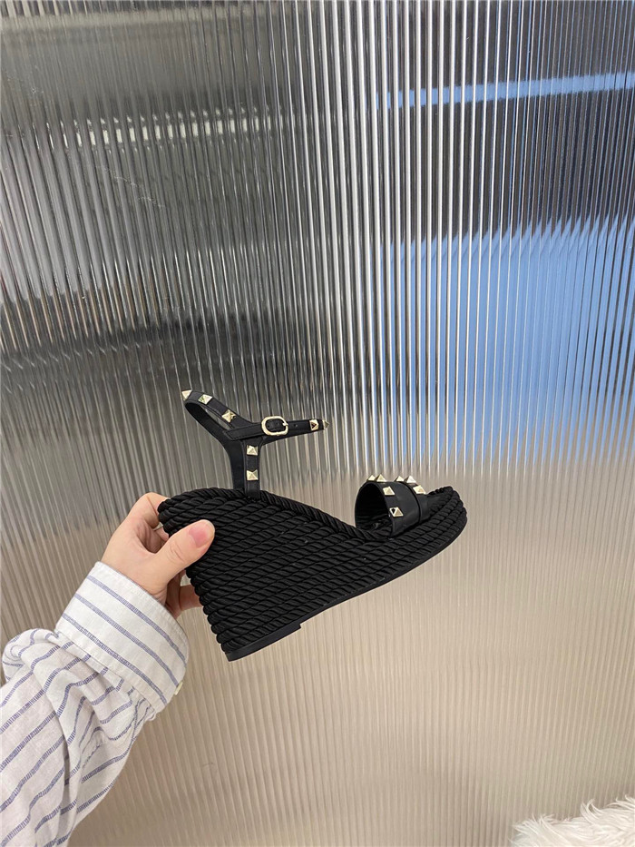 20250101214004/647e2957d01a5ac503c6d29b28a516f3_1619152353_7267.jpg Array