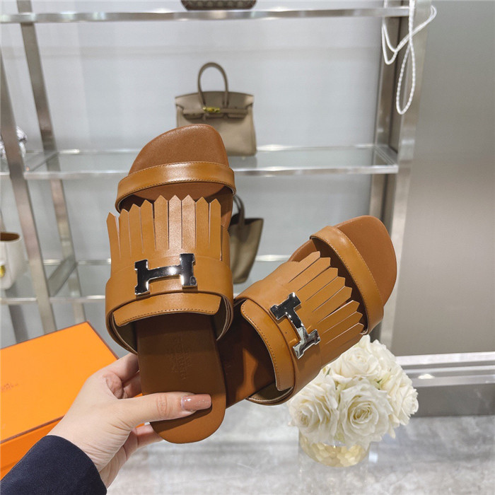 20250101214004/647e2957d01a5ac503c6d29b28a516f3_1619153541_0705.jpg Array