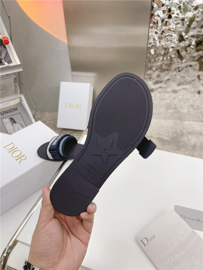 20250101214004/68f82ce4f3a5d986bc63ffcf0dab2dd5_1620796984_0432.jpg Array