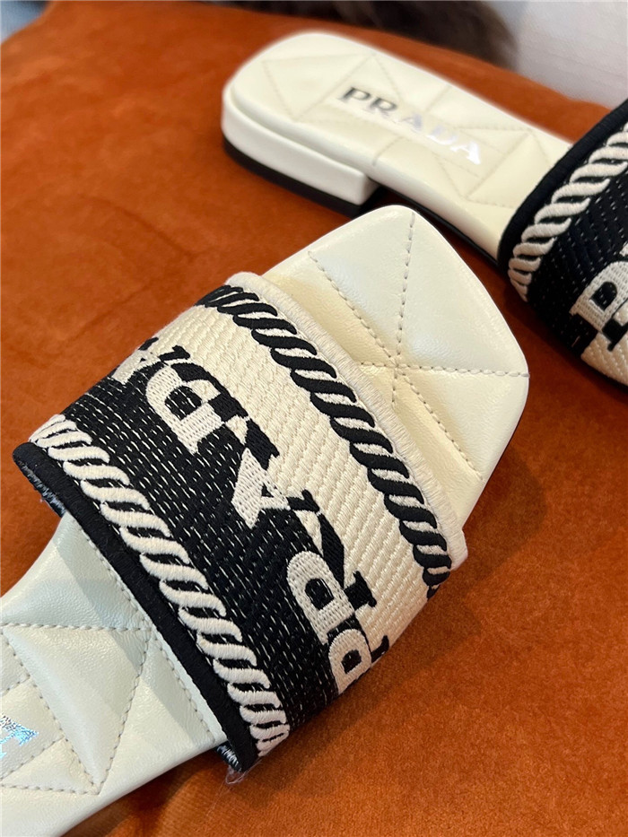 20250101214004/93486a8f0ea07517b1eb5fe3614faadd_1647844820_4755.jpg Array