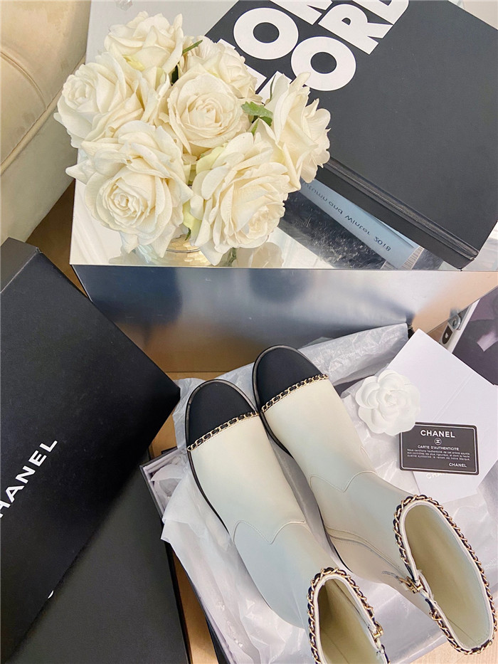 CHANEL 샤넬 여성용 부츠 (굽높이2.5CM) C34519