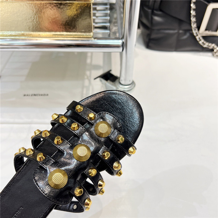 20250101214004/a5eb27dbc35af48528ee61b5753e2efc_1652334727_0689.jpg Array