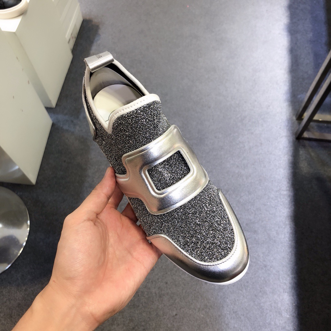 로저비비에 스니커즈 (250사이즈 주문제작)