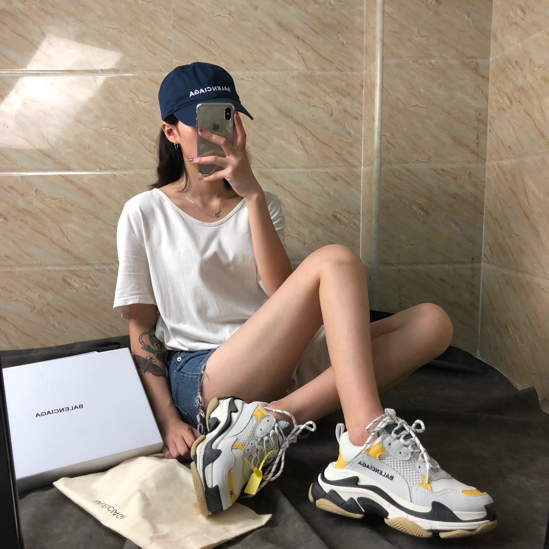 20250101214004/ad19caa1ea739ce25d5fdcdaefadfd8c_1591030389_0932.jpg Array