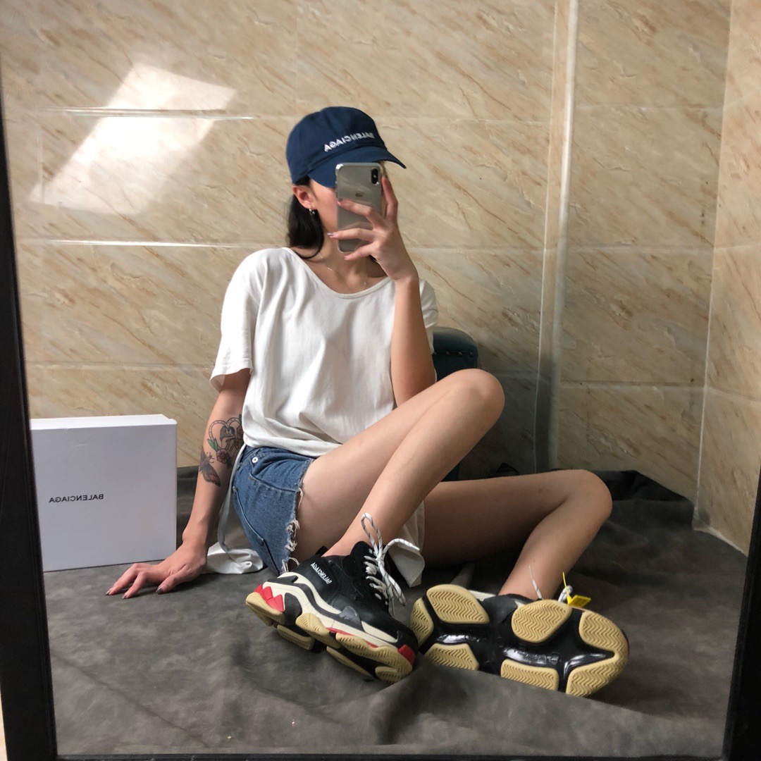 20250101214004/ad19caa1ea739ce25d5fdcdaefadfd8c_1591030632_2776.jpg Array