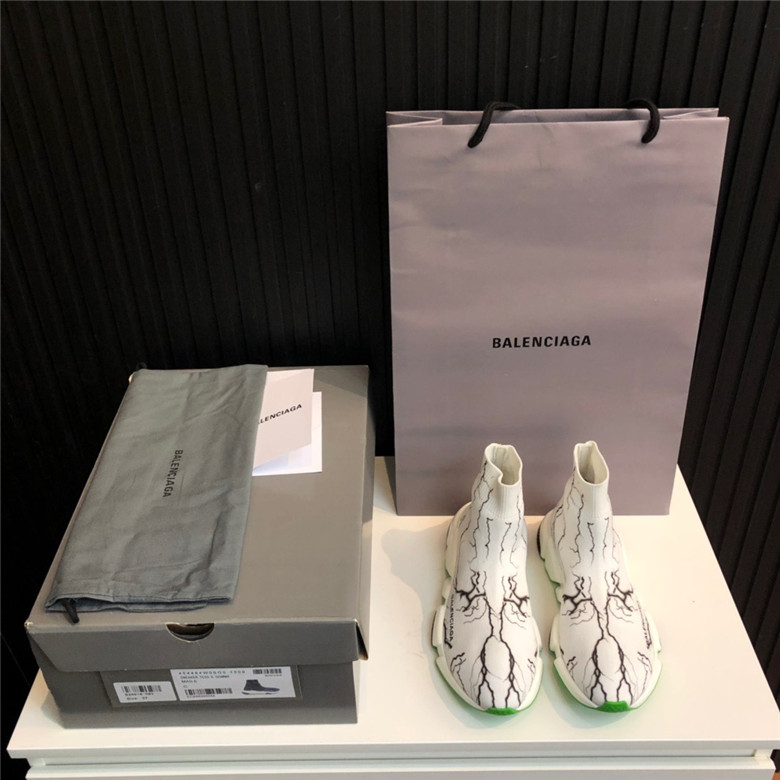 발렌시아가 부츠 B9150-2 신상