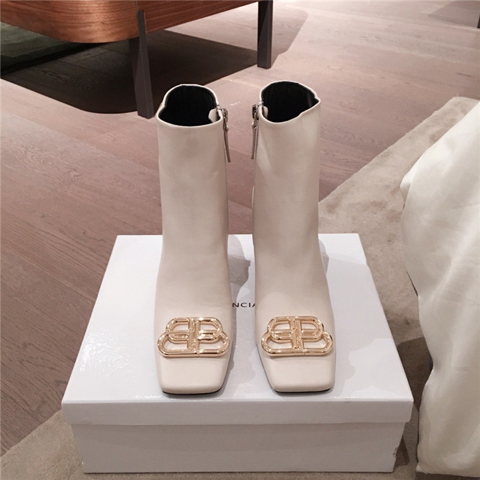 발렌시아가 부츠 B1080-2 신상