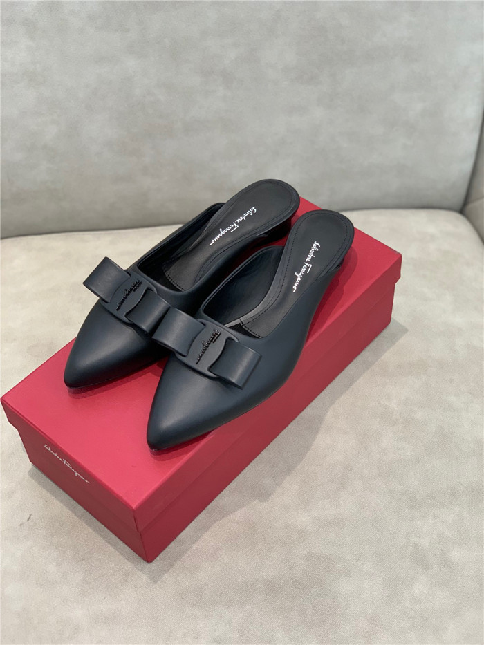 FERRAGAMO 페레가모 여성용 슬리퍼 F40701