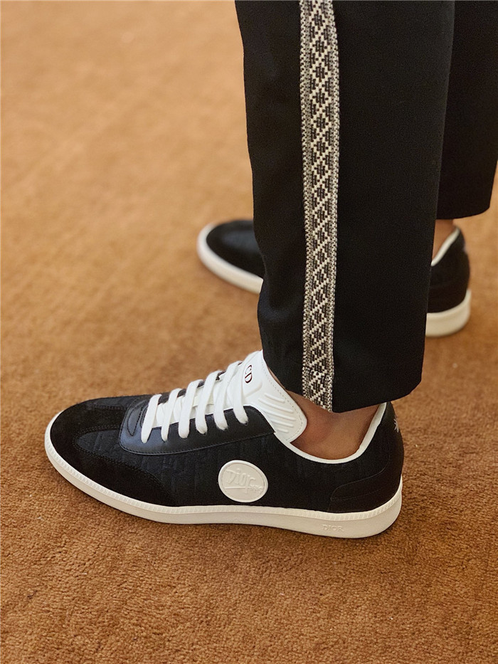 20250101214004/c62cce3acd2cd82787e59d690ca9d142_1606106537_795.jpg Array