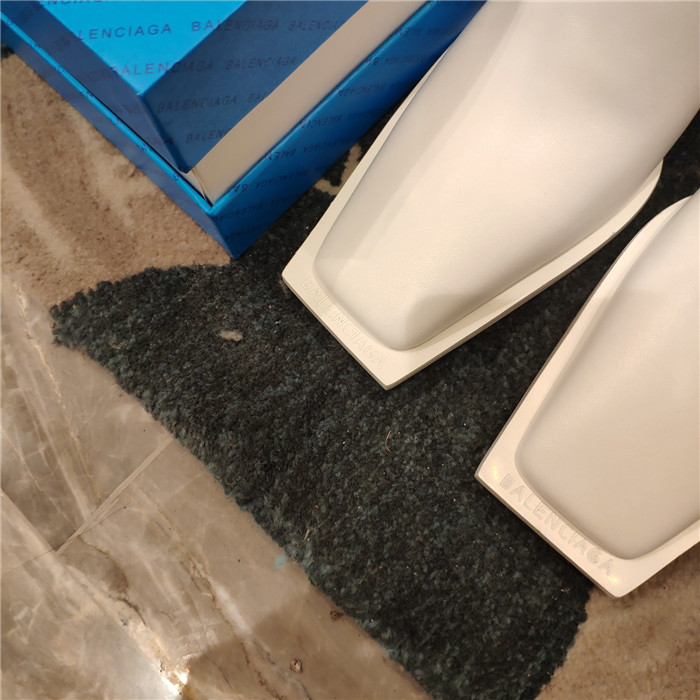 20250101214004/cb7c8ebe225c14e0f33858cd3186e1a0_1598938375_0778.jpg Array