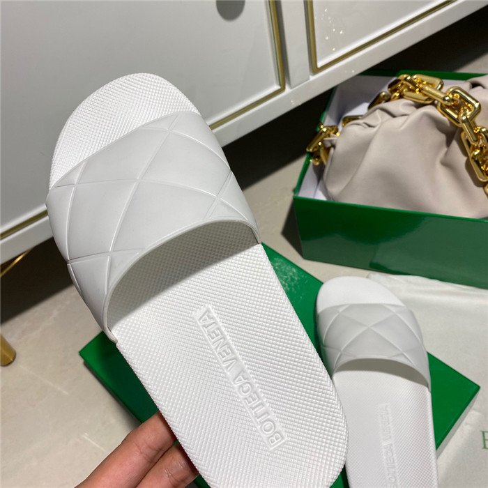 20250101214004/cd7fd279f4ad7abfcc21b61064d217bd_1605849139_997.jpg Array