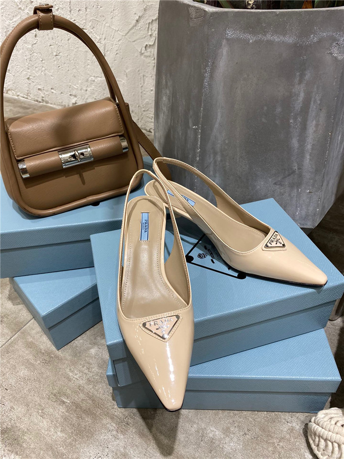 20250101214004/d3b399c4297c600248067f9031e7e48e_1609997944_3333.jpg Array