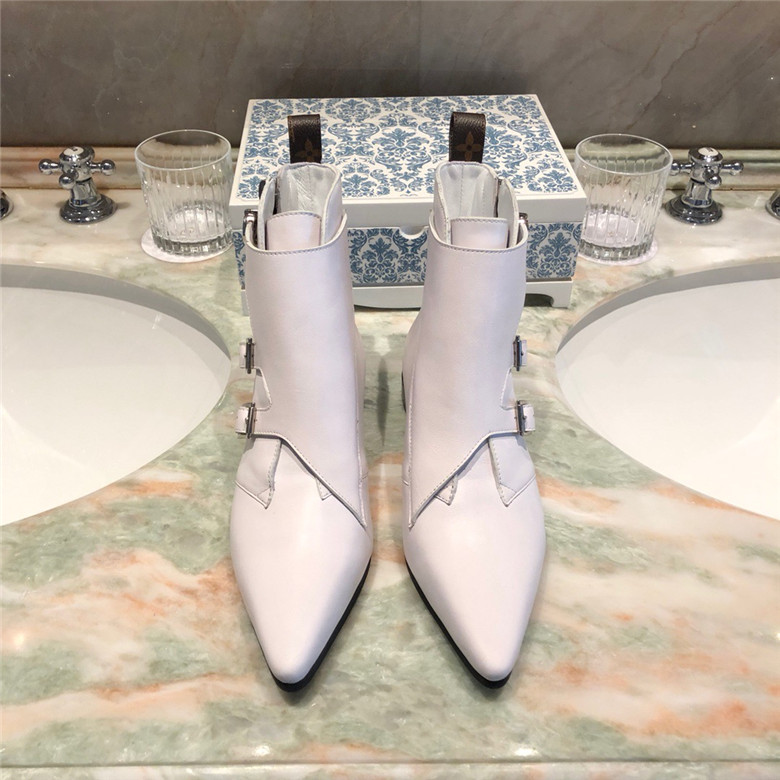 20250101214004/e2486e2a97a57e2ef6625dca895a15cd_1591190140_7638.jpg Array