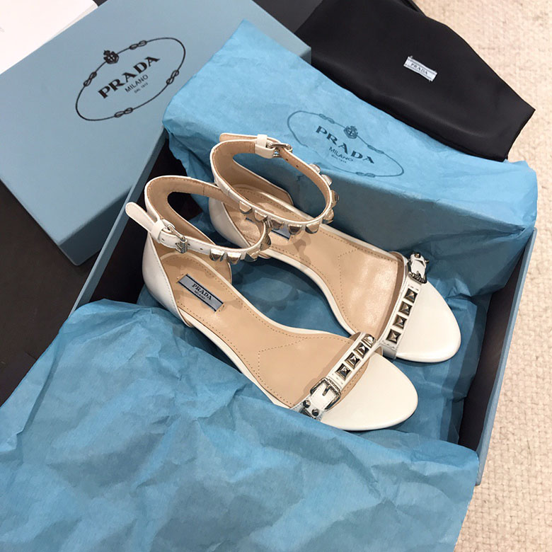 20250101214004/e2486e2a97a57e2ef6625dca895a15cd_1591199989_8517.jpg Array