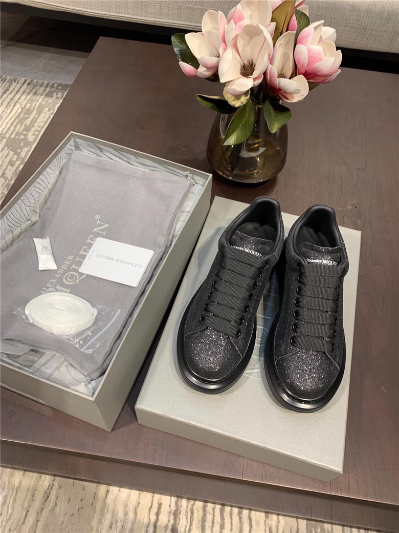 알렉산더맥퀸 남여공용 스니커즈 신상