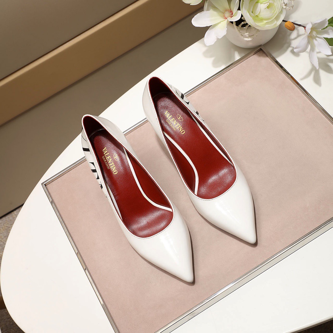 발렌티노 힐 굽높이7.5CM 봄신상 (220,250사이즈 주문제작)