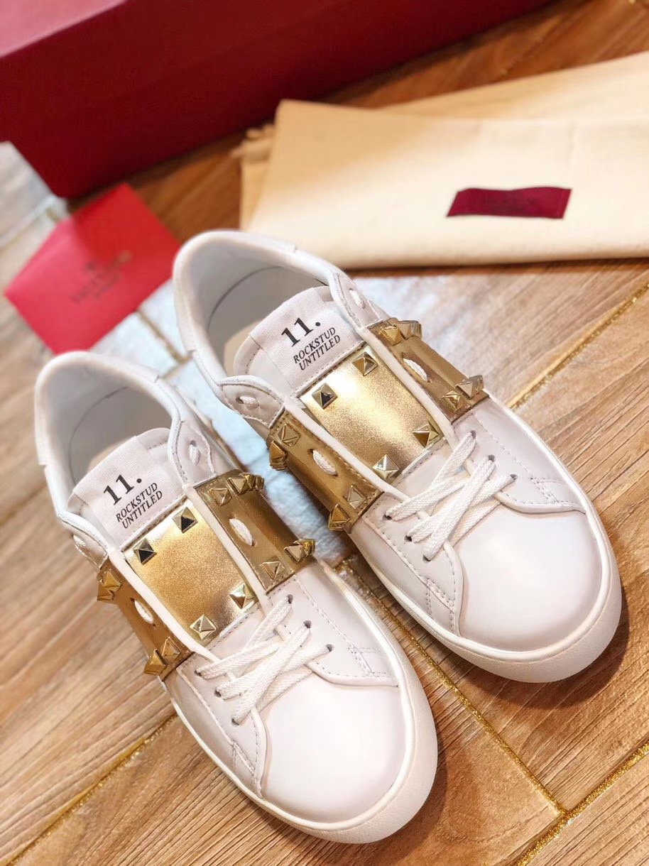 VALENTNIO 발렌티노 남여공용 커플 스니커즈 A53