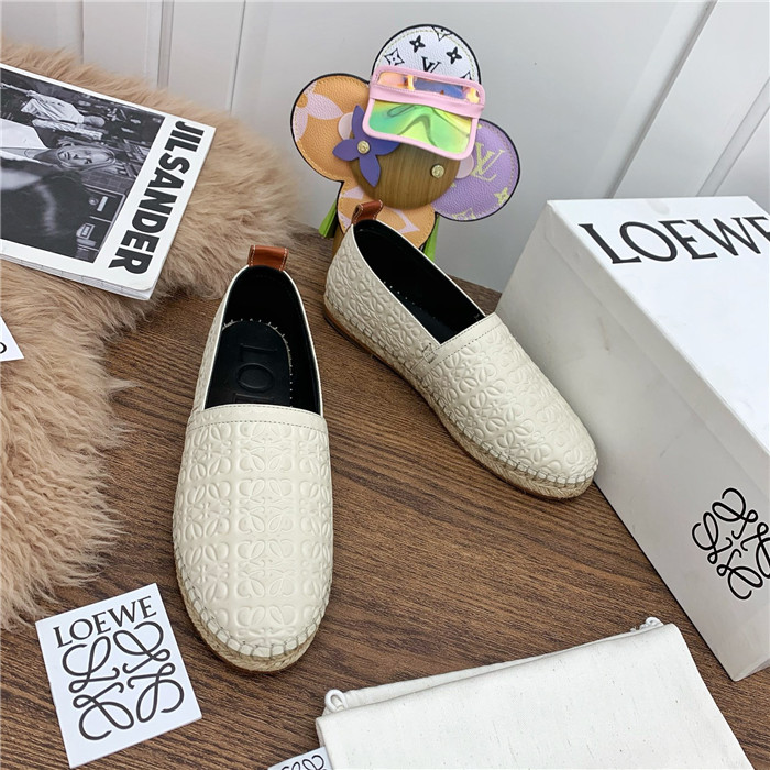 20250101214004/e296ac953ce54db40af2483f4aa97c70_1610598383_2333.jpg Array