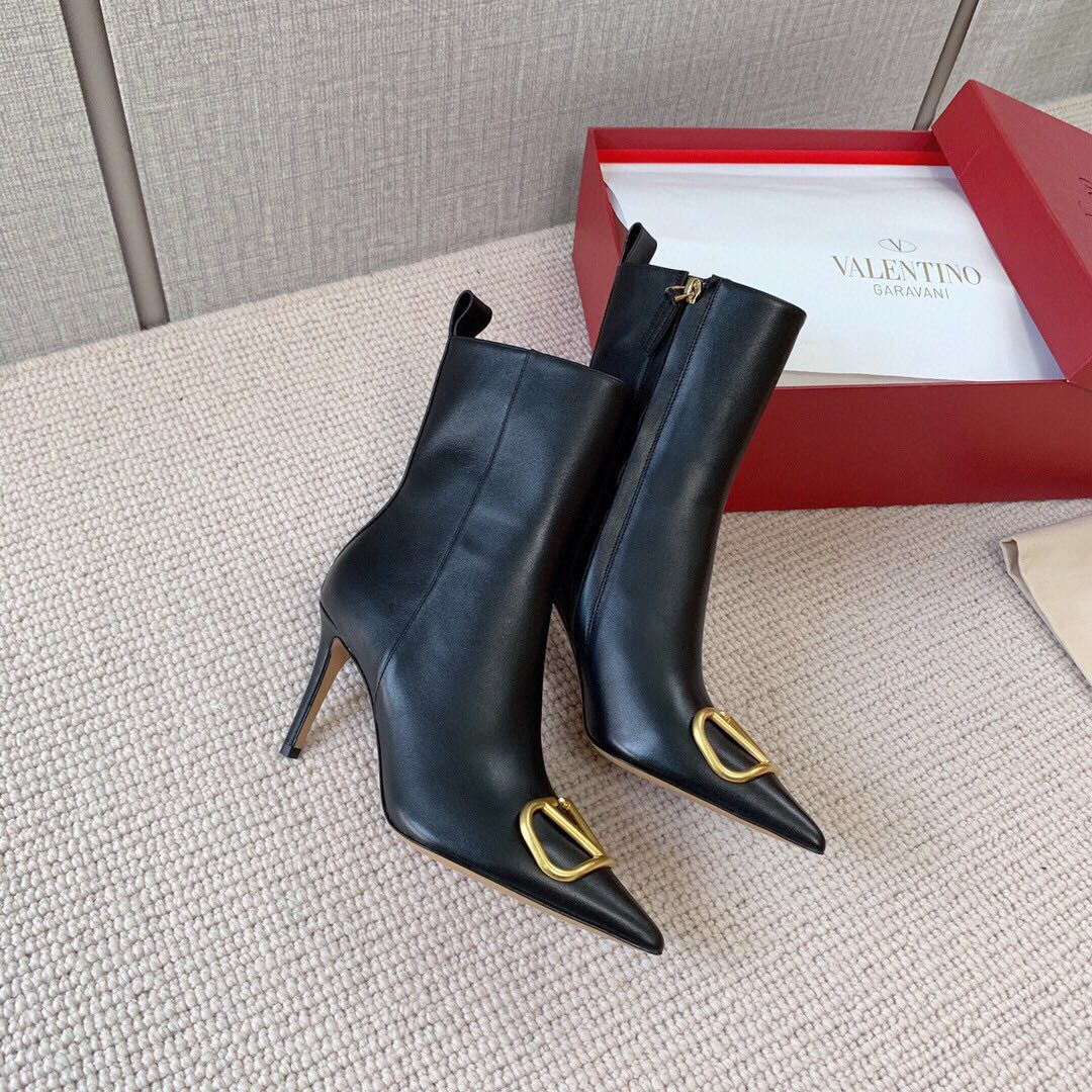 Valentino 발렌티노 신상 부츠 굽 8cm