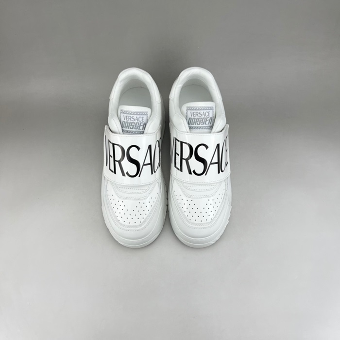 20250101214004/ec2010116ee30a11b272e35cf3734bc6_1670380306_6442.jpg Array