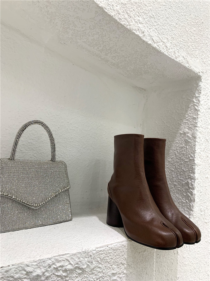 MAISON MARGIELA 메종 마르지엘라 여성용 부츠 MM64947-4 /신상