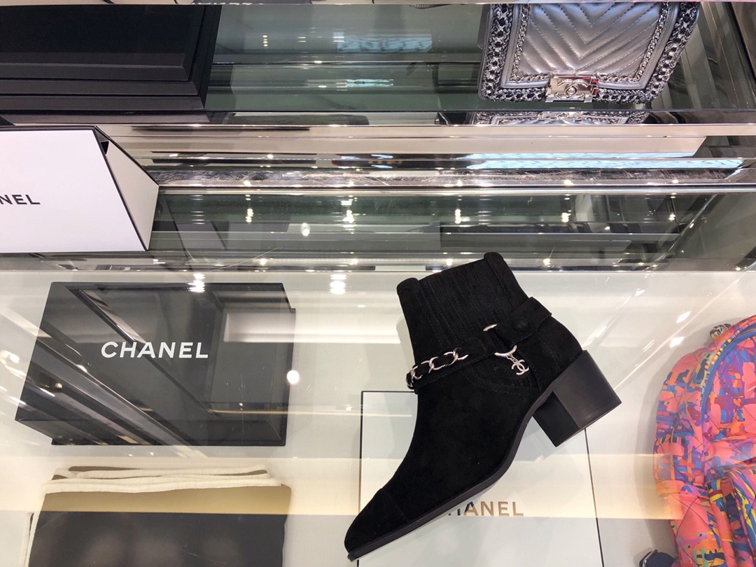 20250101214004/f25bbd65613989a93fb7e46cff1653d1_1591108301_1401.jpg Array