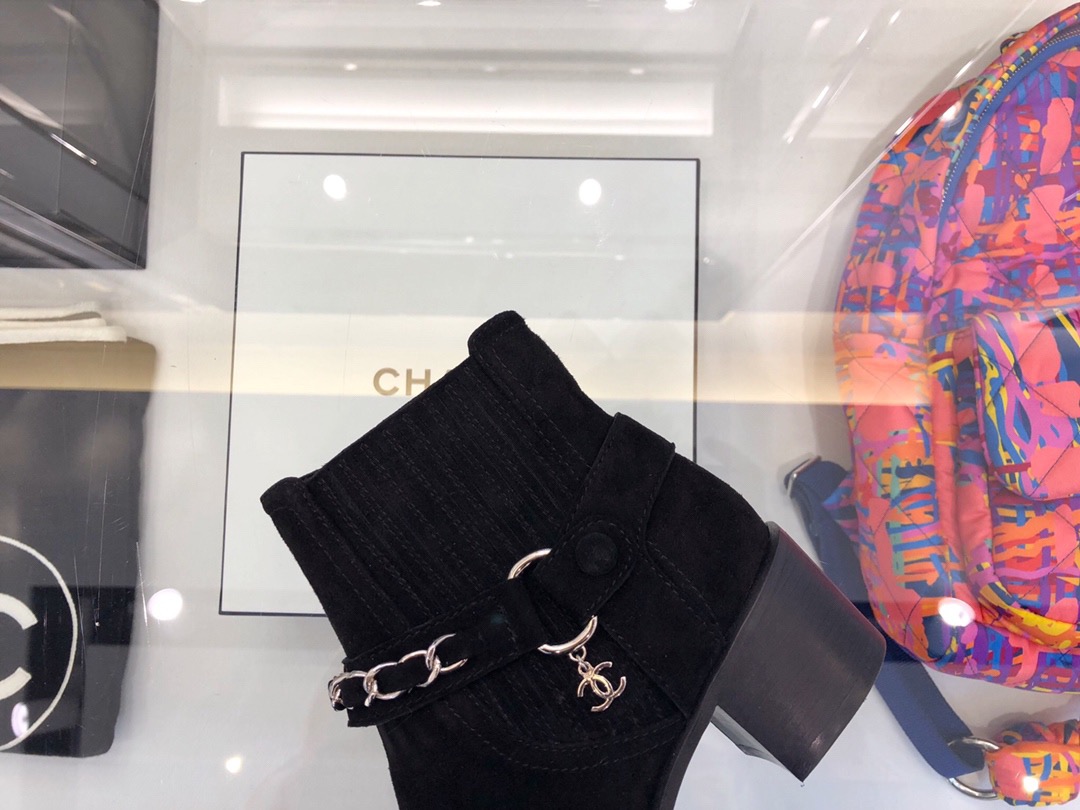 20250101214004/f25bbd65613989a93fb7e46cff1653d1_1591108309_3228.jpg Array