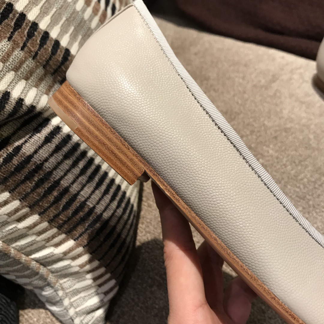 20250101214004/f25bbd65613989a93fb7e46cff1653d1_1591108924_5324.jpg Array