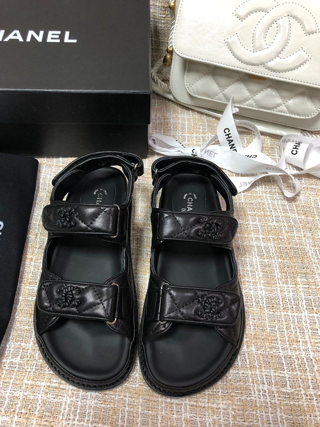 20250101214004/f25bbd65613989a93fb7e46cff1653d1_1591109594_0428.jpg Array