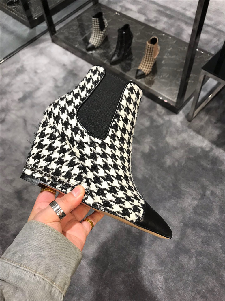 20250101214004/f25bbd65613989a93fb7e46cff1653d1_1591113284_1918.jpg Array