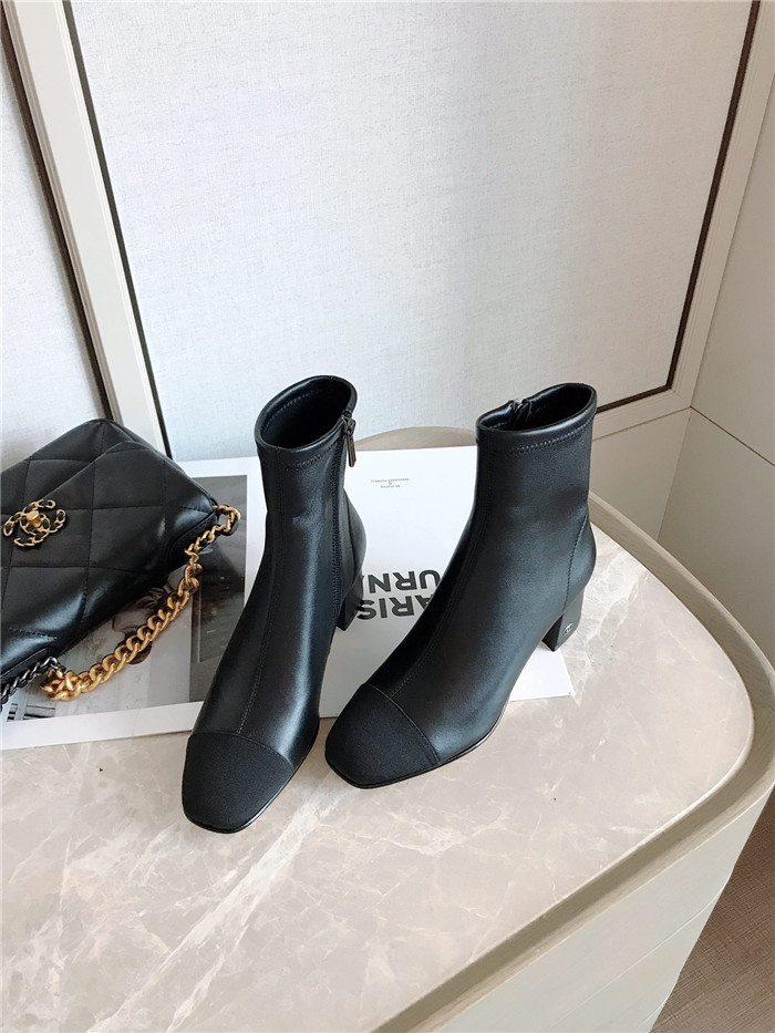 샤넬 부츠 굽높이5CM C0102-3신상 (220,250사이즈 주문제작)