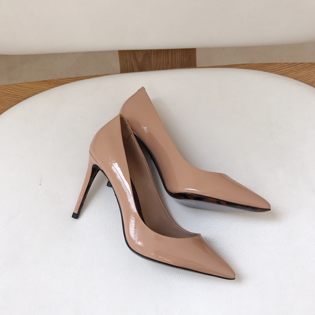 20250101214004/f25bbd65613989a93fb7e46cff1653d1_1591120194_2748.jpg Array