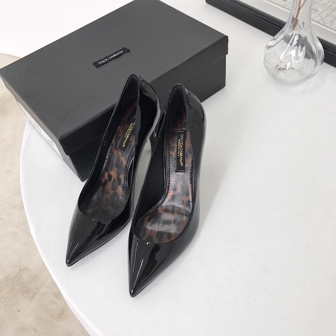 20250101214004/f25bbd65613989a93fb7e46cff1653d1_1591120223_6851.jpg Array