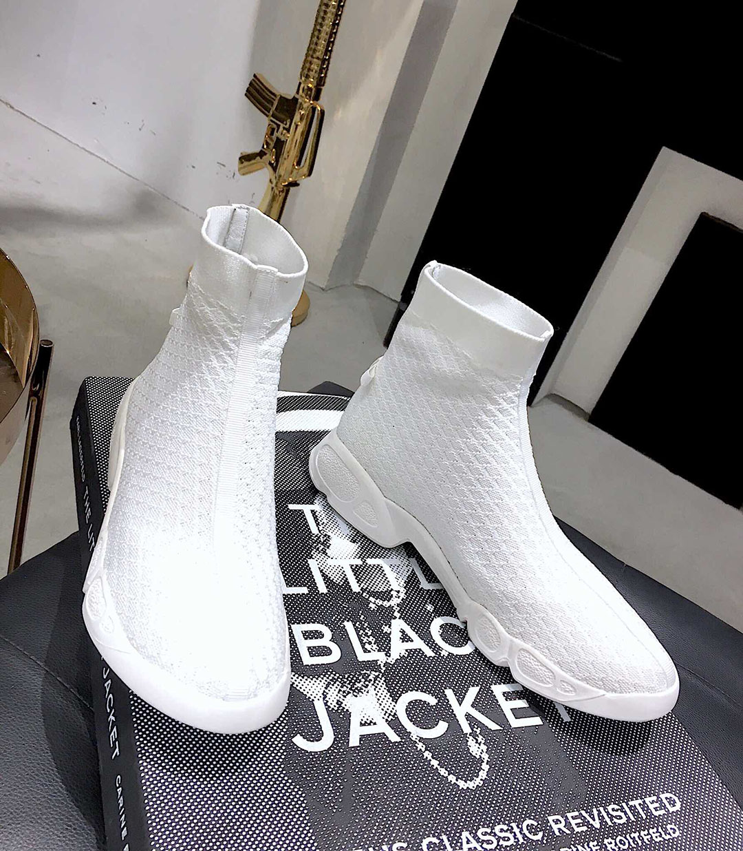 20250101214004/f25bbd65613989a93fb7e46cff1653d1_1591121171_8091.jpg Array