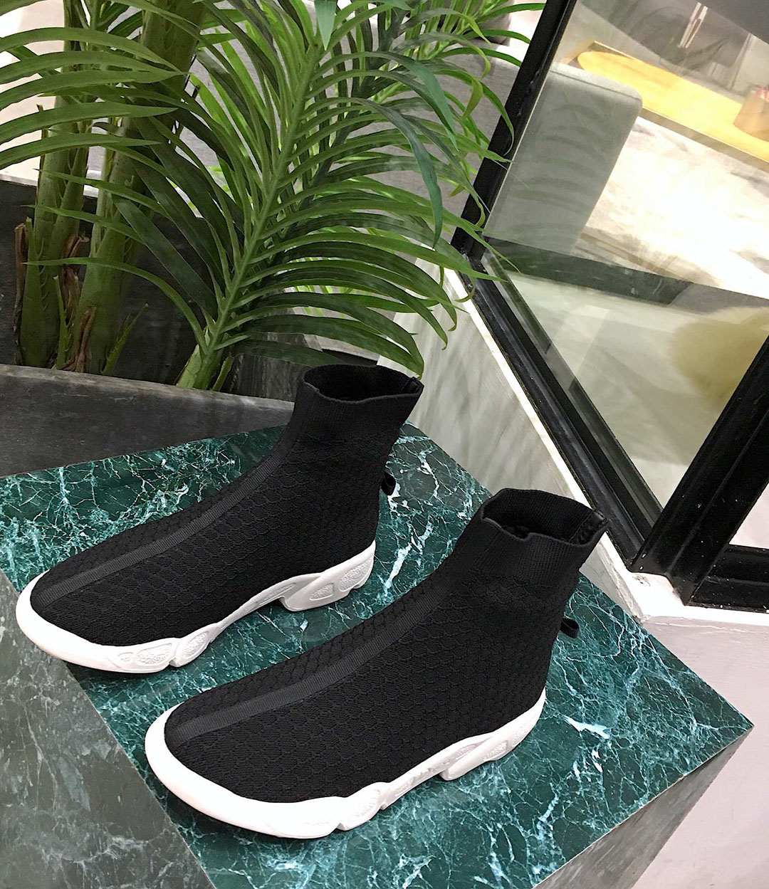 20250101214004/f25bbd65613989a93fb7e46cff1653d1_1591121207_3875.jpg Array