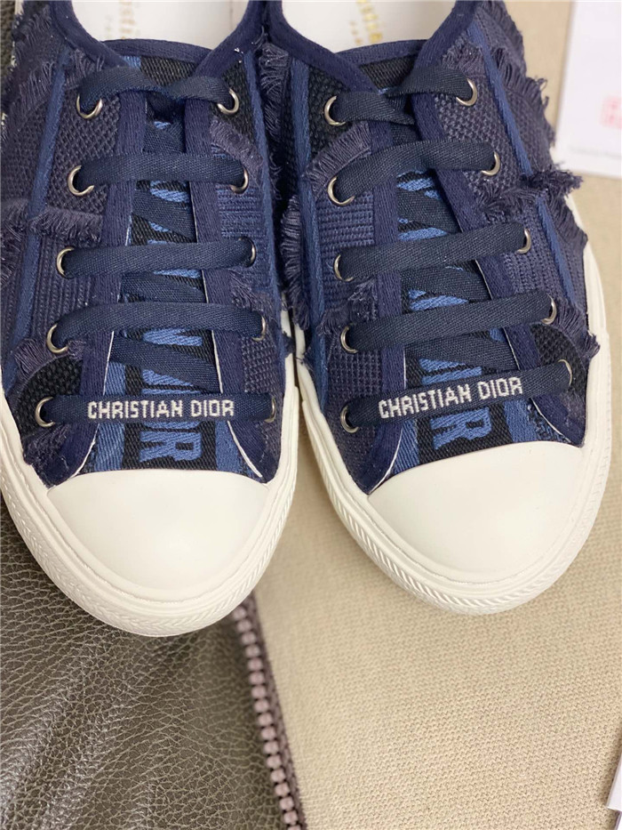 20250101214004/f25bbd65613989a93fb7e46cff1653d1_1591123522_9986.jpg Array