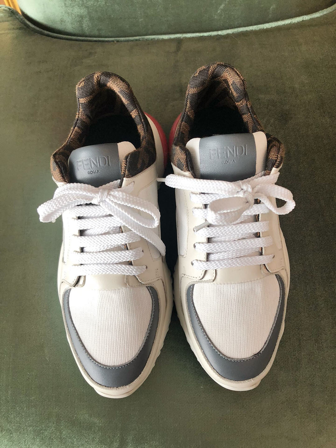 팬디 남여공용 스니커즈 봄신상