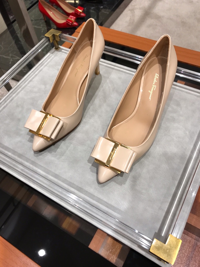 페레가모 힐 봄신상 굽높이8CM