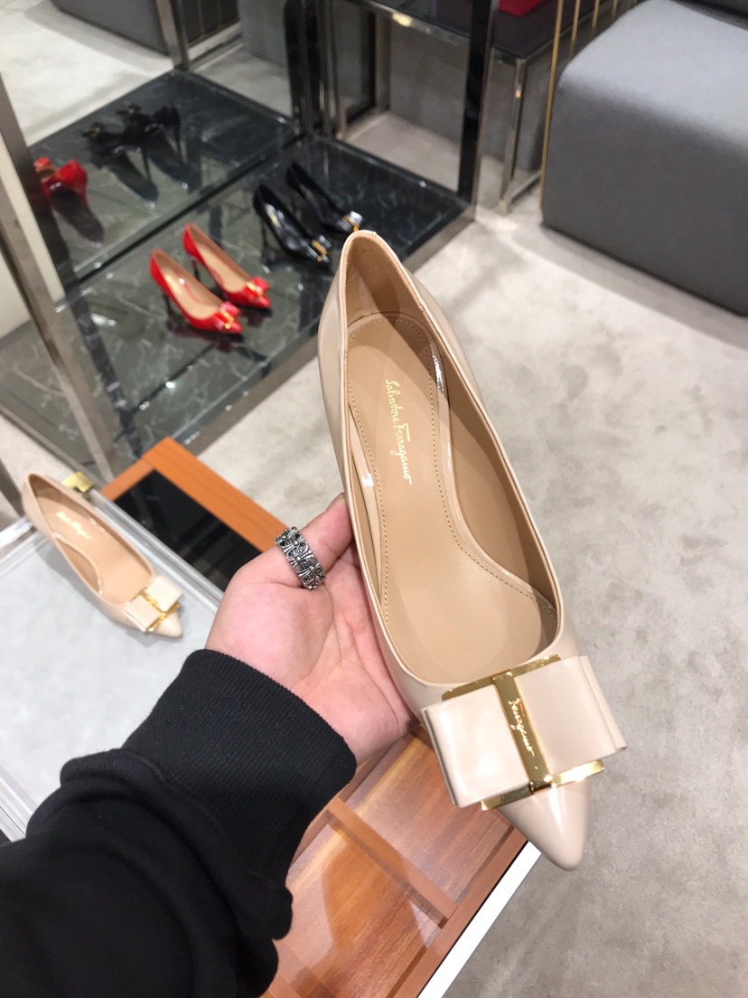 20250101214004/f25bbd65613989a93fb7e46cff1653d1_1591128236_0694.jpg Array