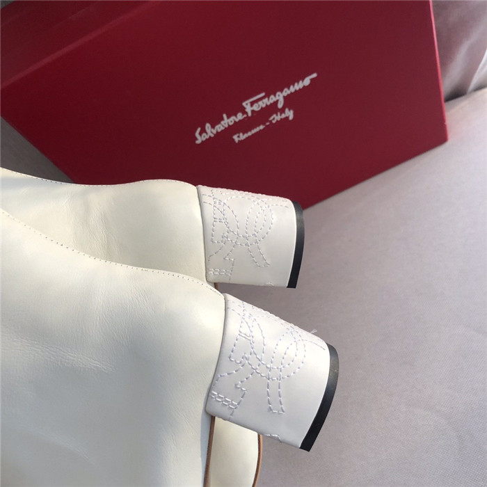 20250101214004/f25bbd65613989a93fb7e46cff1653d1_1591129124_2759.jpg Array