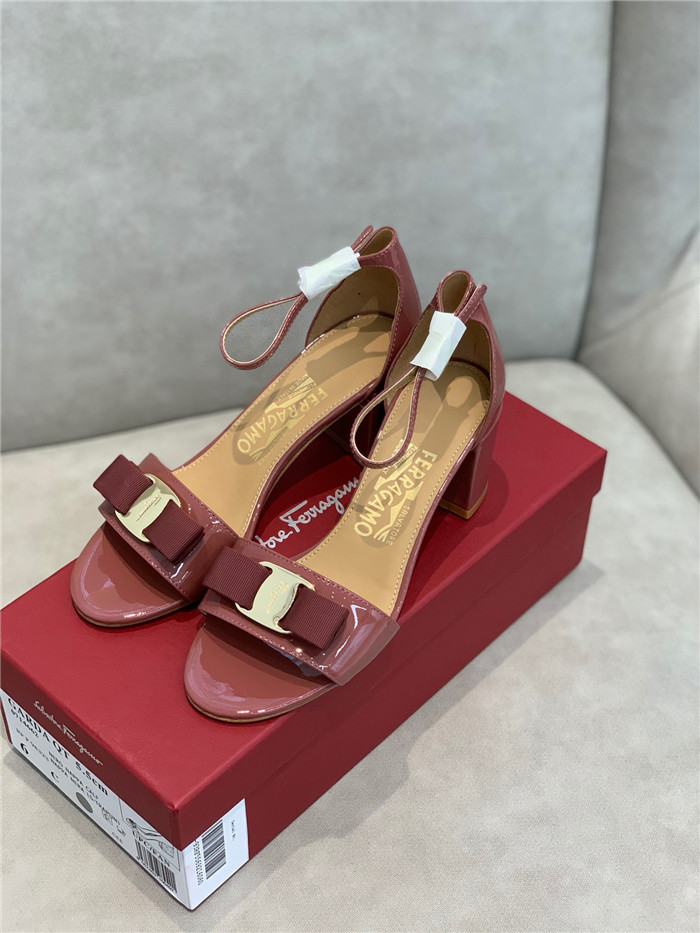 페레가모 여성용 샌들 굽높이6CM F39100-2 2020/신상