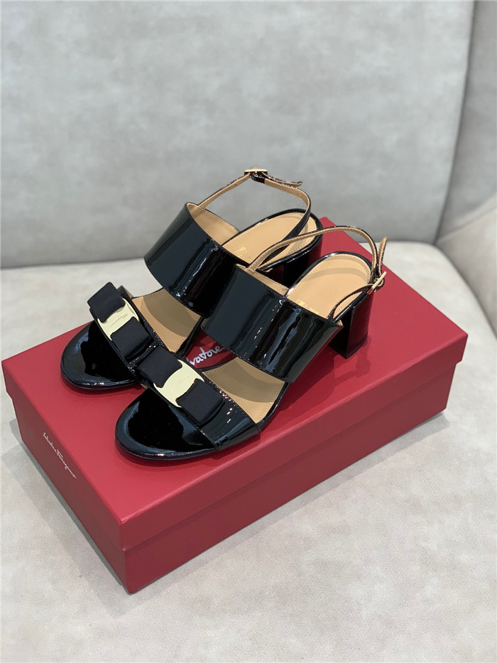 페레가모 여성용 샌들 굽높이5.5CM F49100-1 2020/신상